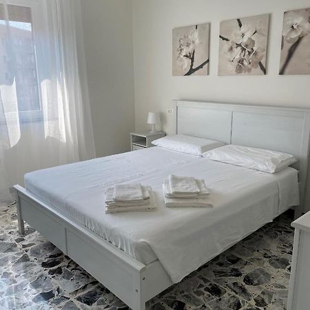 ססטרי לבאנטה Casa Gelindo - Large And Fine Apartment With Two Bathrooms מראה חיצוני תמונה